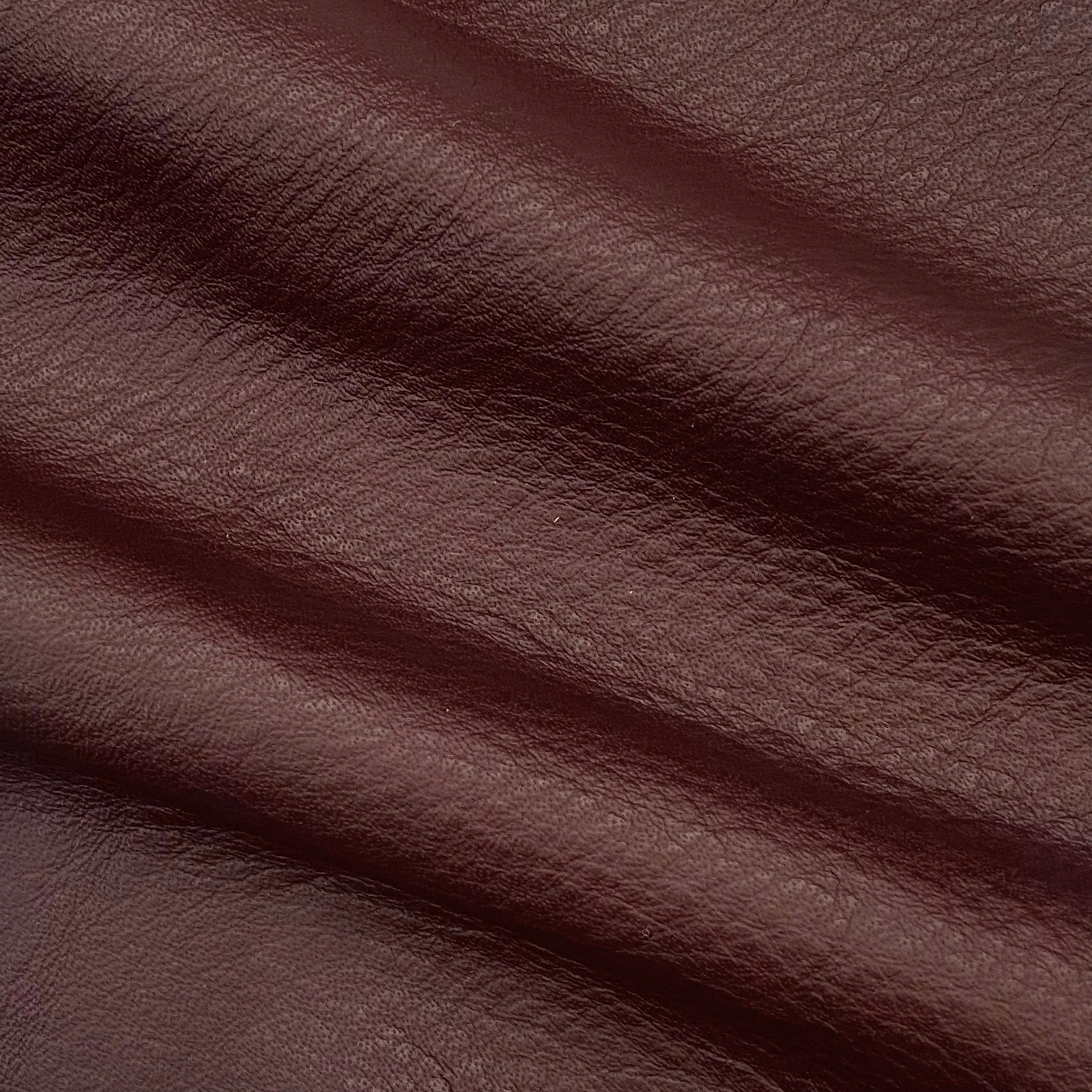 3oz (1.3mm) Cow Leather-Sangria (per square foot)