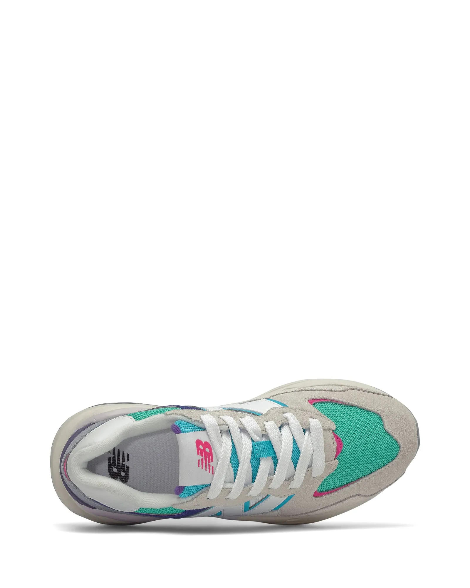 57/40 Sneakers