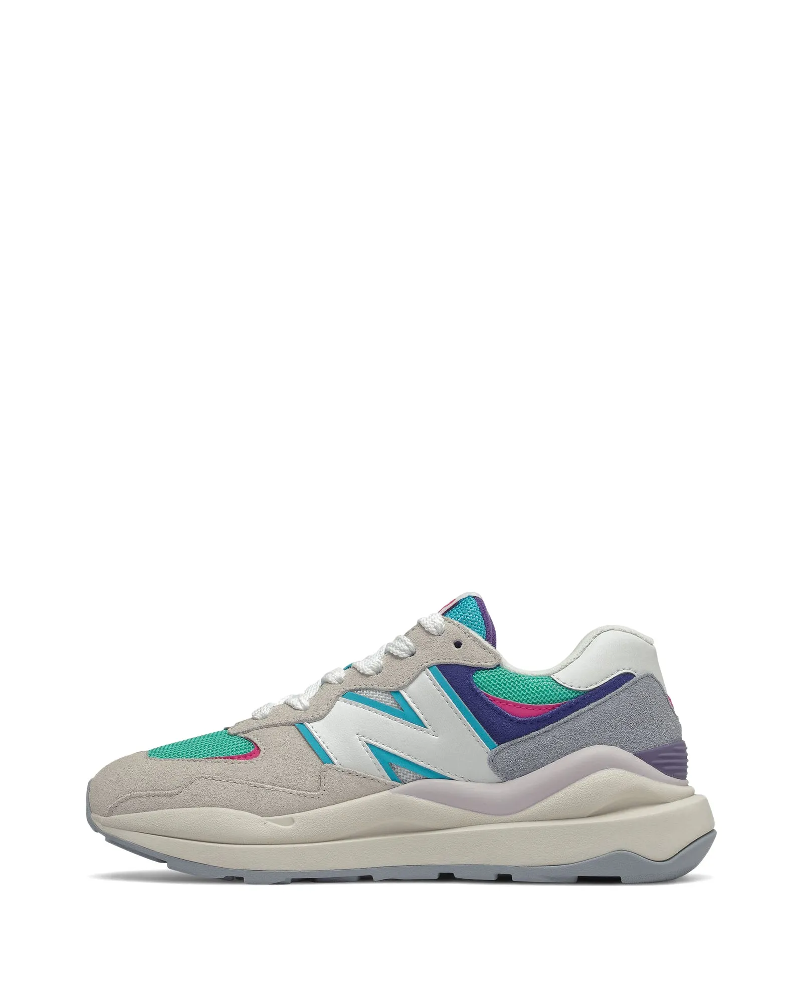 57/40 Sneakers