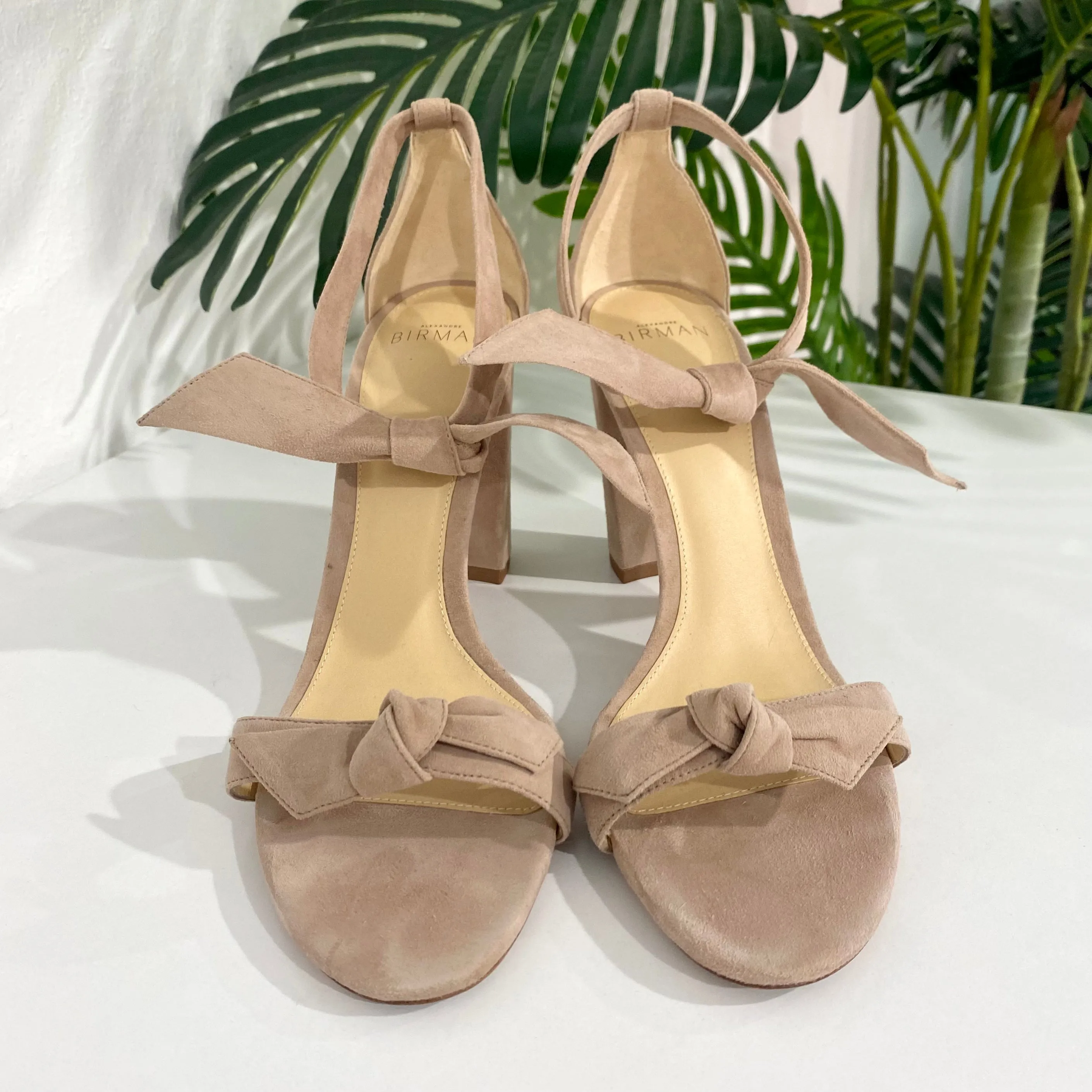 Alexandre Birman Beige Clarita Sandals