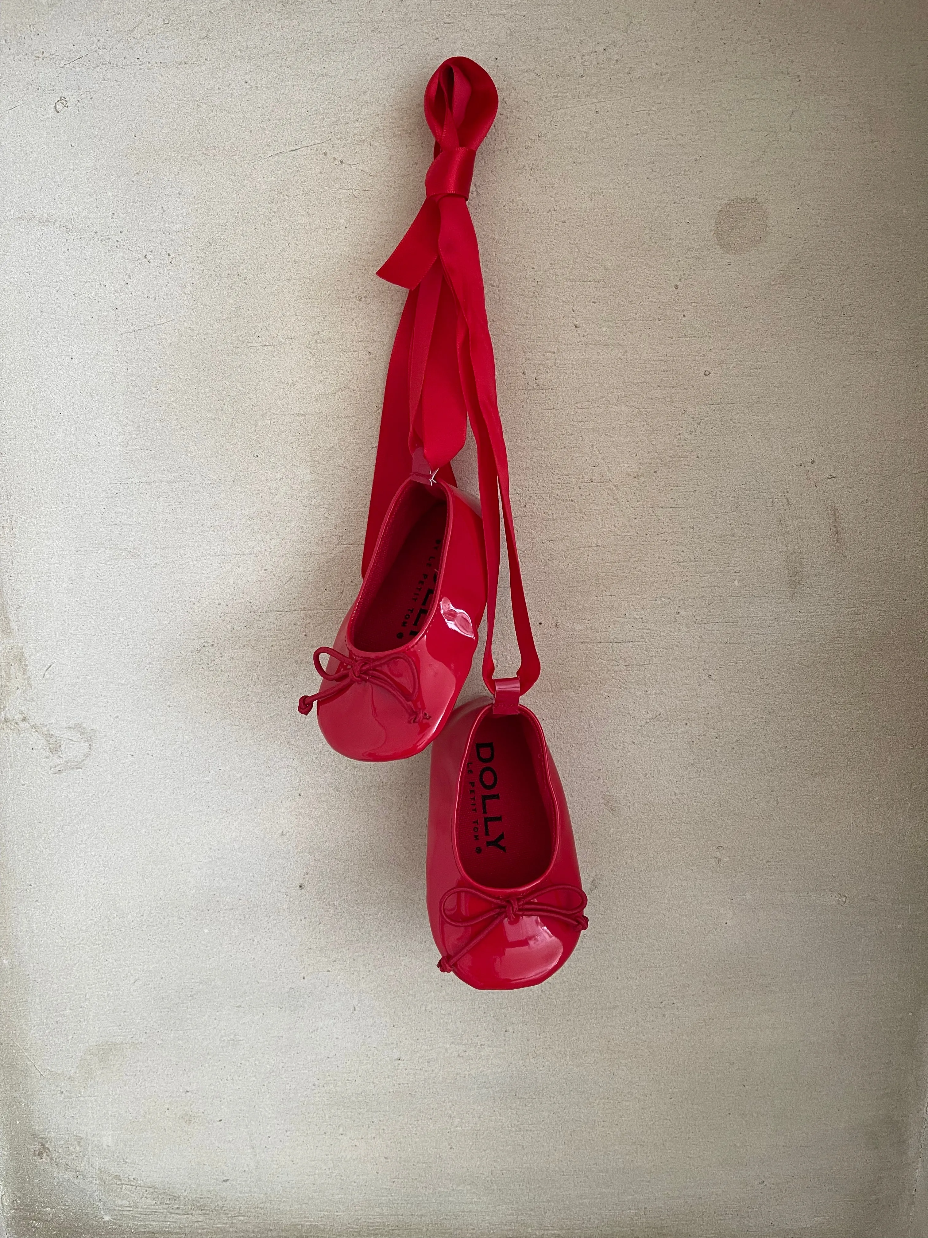 DOLLY by Le Petit Tom ® BABY BALLERINAS WITH RIBBONS red