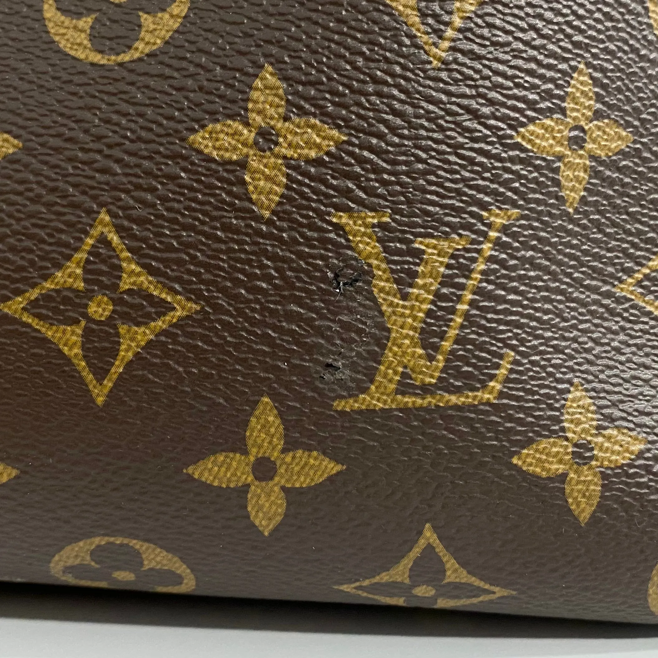 Louis Vuitton Monogram Montaigne BB