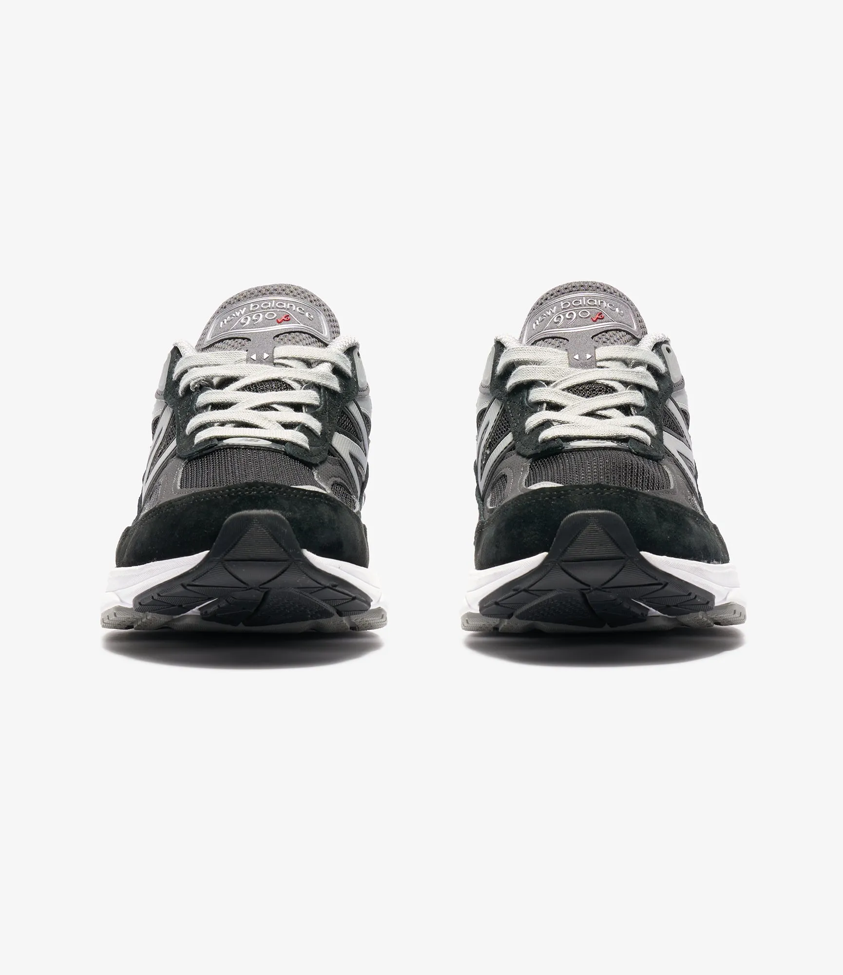 M990v6 - Black Core