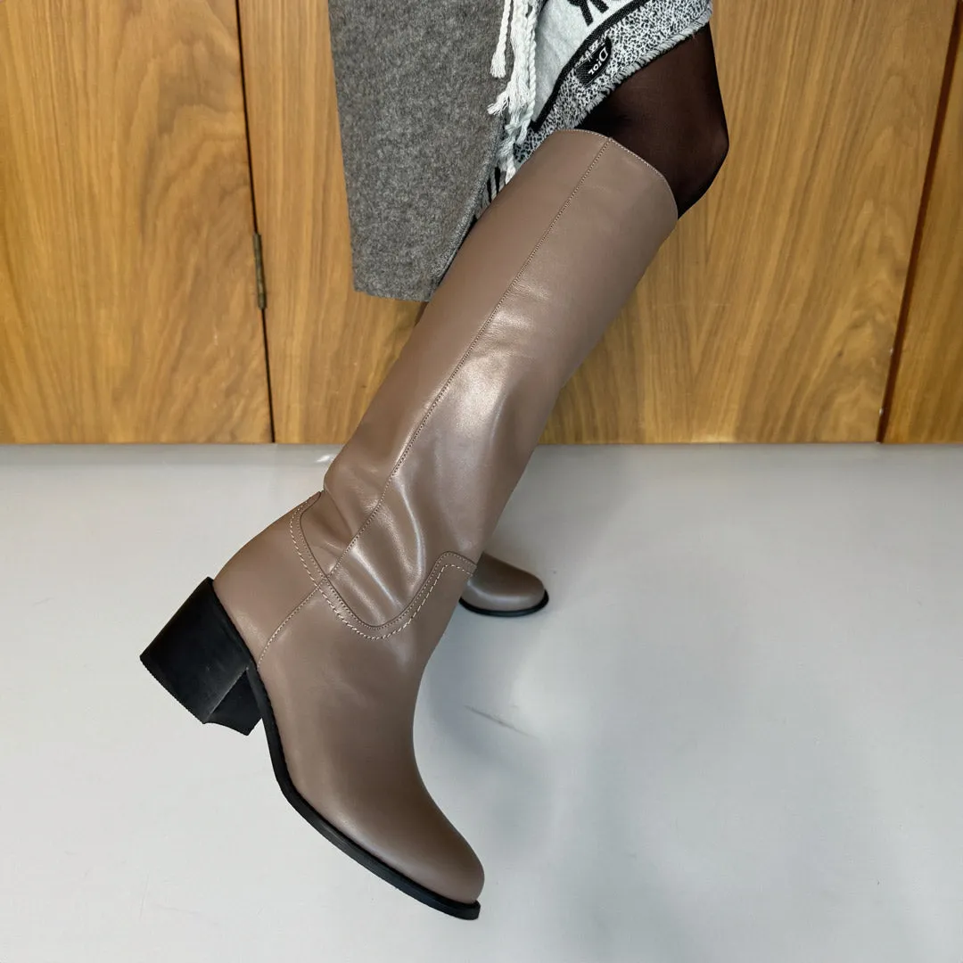 *UK size 13 - MAEVE - black leather, 5cm heels