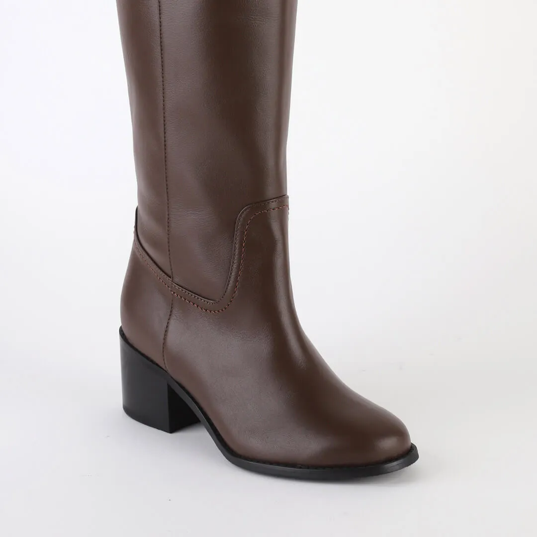 *UK size 13 - MAEVE - black leather, 5cm heels