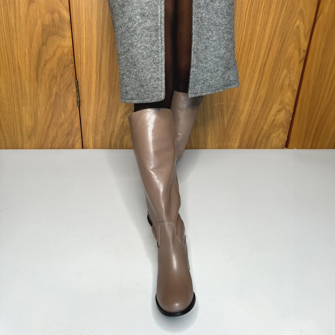 *UK size 13 - MAEVE - black leather, 5cm heels