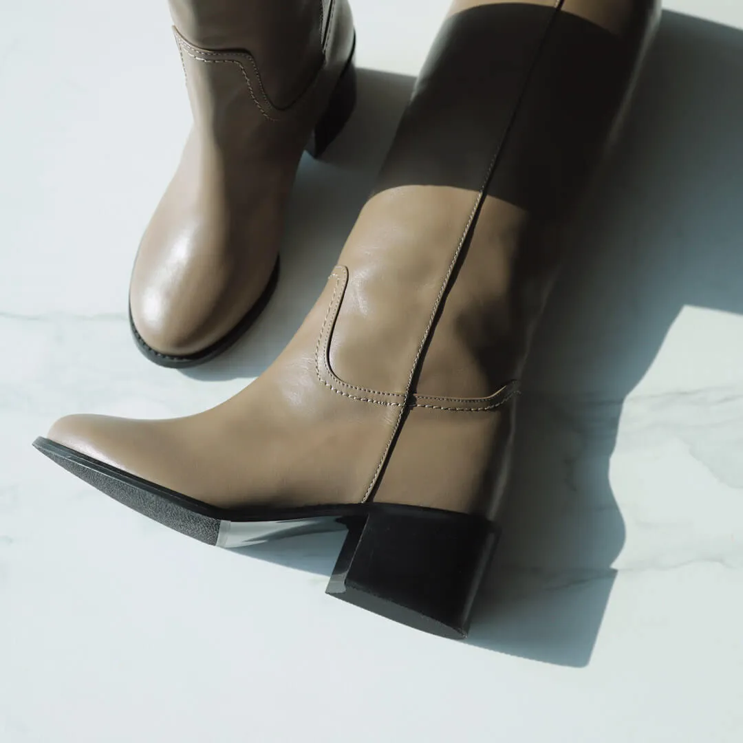 *UK size 13 - MAEVE - black leather, 5cm heels